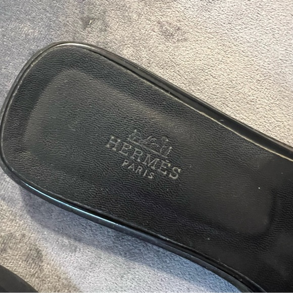 Hermes Oran Black Patent Leather Slip-on Sandals Size 8.5 - Picture 11 of 16